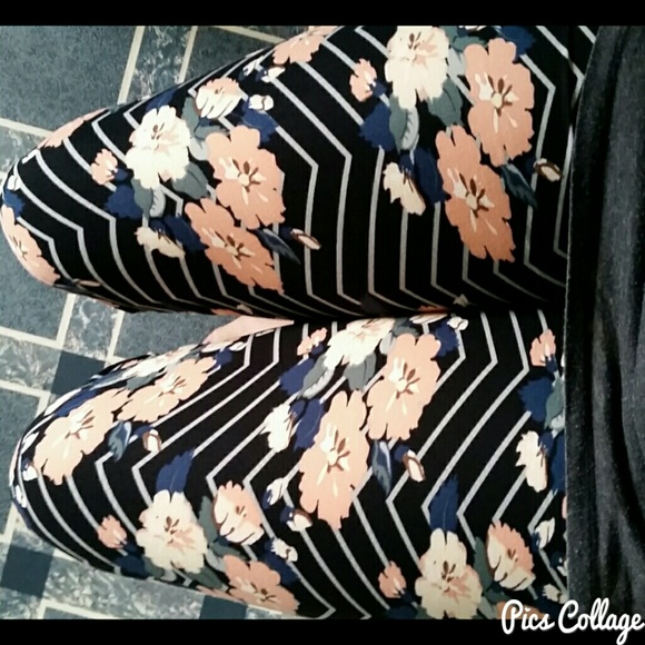 Floral Chevron Brushed Leggings - Picture 3 of 4